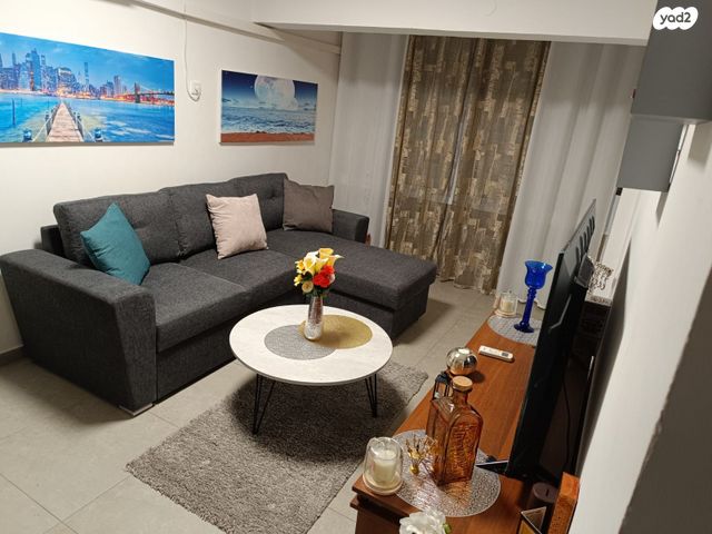 דירה, בן גוריון, אשקלון