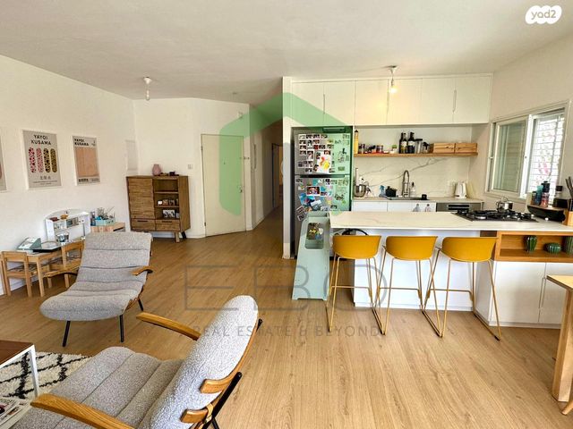 דירה, עטרות, תל יהודה, רמת גן