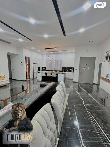 בית פרטי/ קוטג', יצחק נבון, שדרות בפארק, שדרות