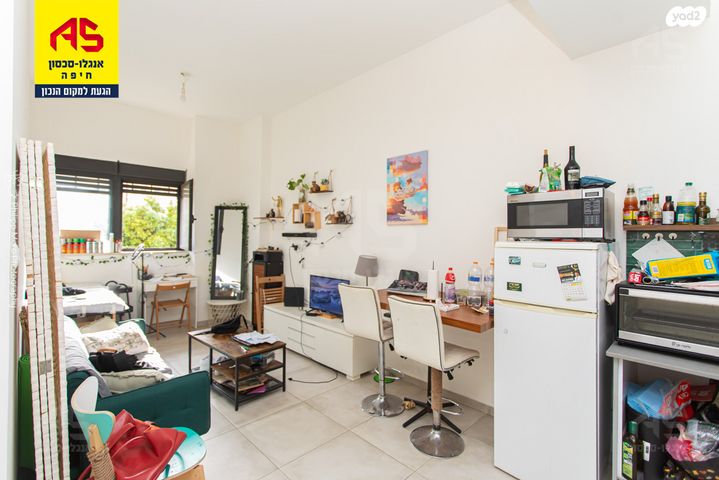 דירה, דרך העצמאות, שער פלמר, תחנת רכבת השמונה, חיפה