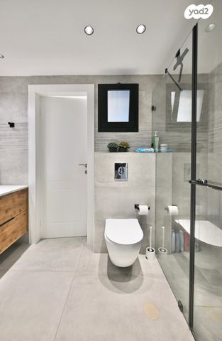 דירה, התורמוס, קרית ראשון, ראשון לציון