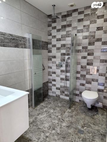 דירה, האיילון 11, גני יער, לוד