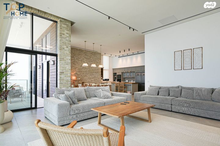 גג/ פנטהאוז, לויתן, חוף הזהב, נתניה