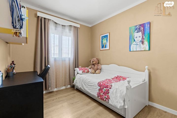 דירה, חזון אי"ש, רחובות