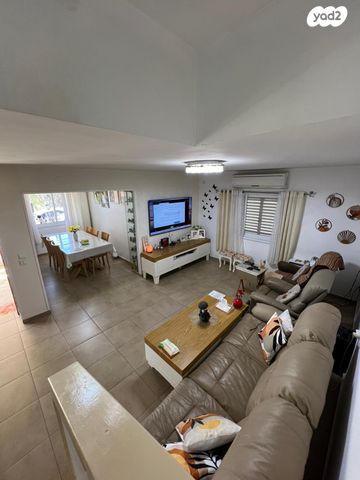 בית פרטי/ קוטג', הגפן 311, שקד, שקד