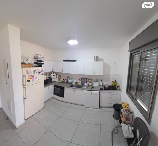 דירה, חטיבת כפיר, רובע יזרעאל סביוני העמק, עפולה