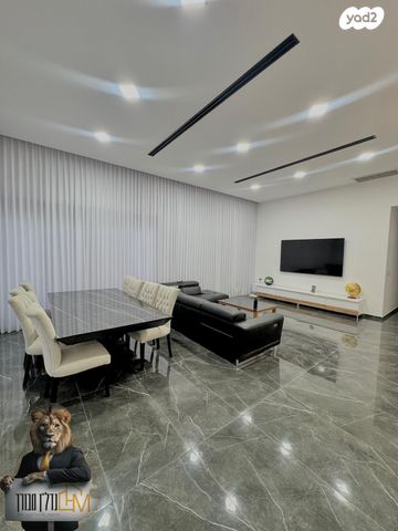 בית פרטי/ קוטג', יצחק נבון, שדרות בפארק, שדרות