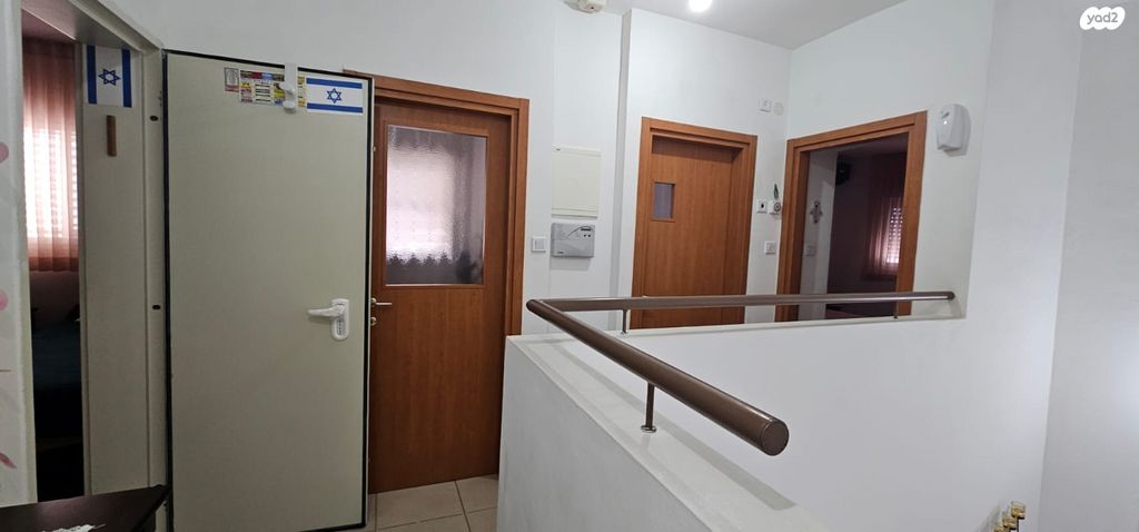 דירת גן, יוסף כתראן, נווה יוני נתניהו, עכו