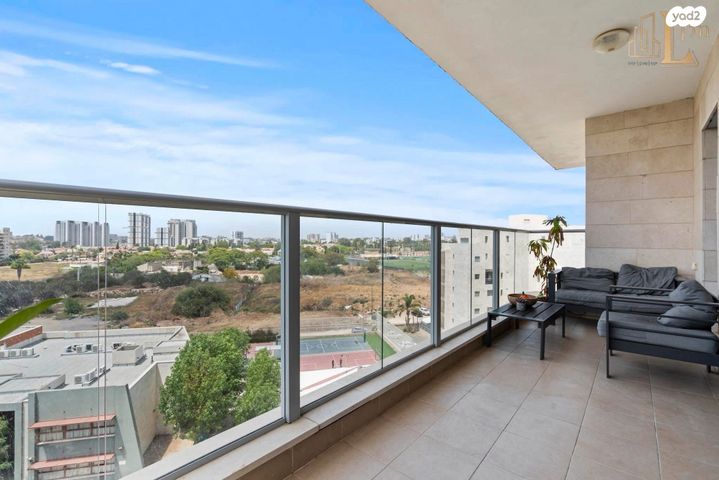 דירה, חזון אי"ש, רחובות