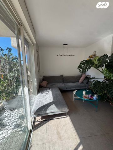 דירה, נחלת בנימין, פלורנטין, תל אביב יפו