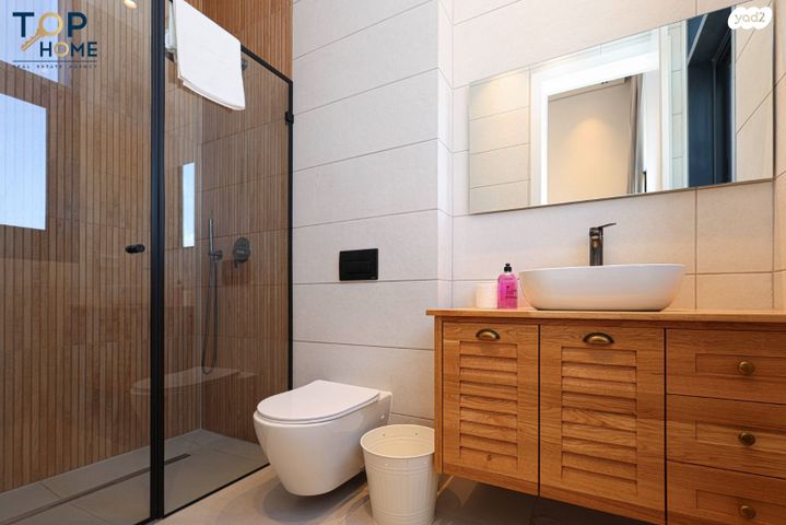 גג/ פנטהאוז, לויתן, חוף הזהב, נתניה