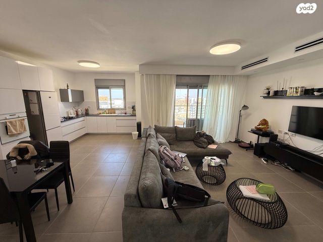 דירה, נחל דולב, נאות שקמה, שדרות