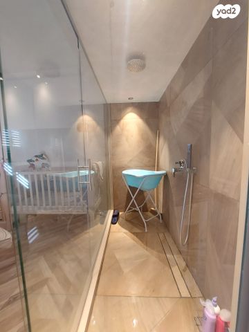 דירה, דרך הים, חיפה