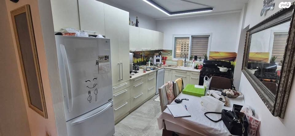 דירת גן, רמת יקנעם, יקנעם עילית