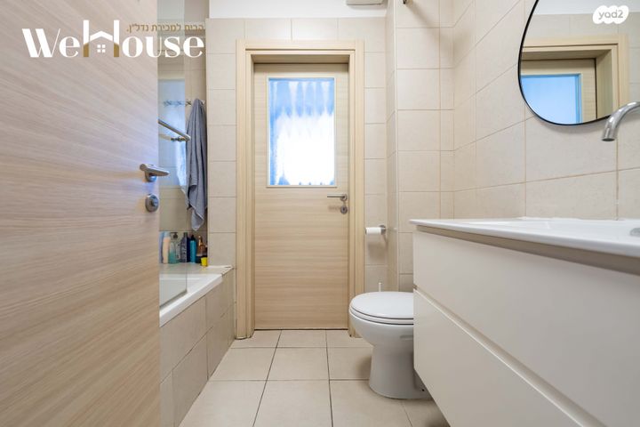 דירה, שדרת התמרים, שכונת בן גוריון, מרכז העיר ג', רמת גן