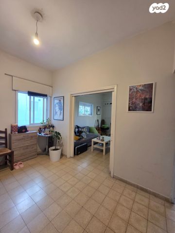 דירה, גוש עציון, הל"ה, גבעתיים