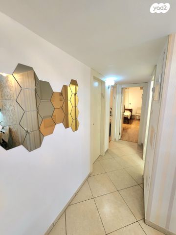 דירה, שבט שמעון, רובע י"ב, אשדוד