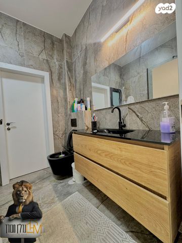 בית פרטי/ קוטג', יצחק נבון, שדרות בפארק, שדרות