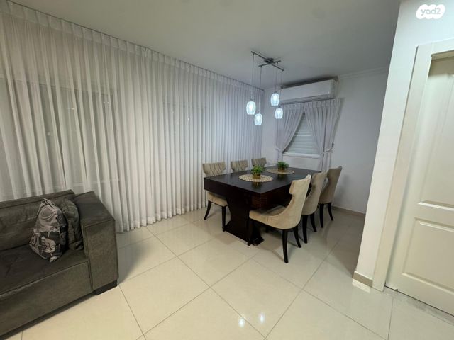 בית פרטי/ קוטג', נווה נוף, אקדמאים, לוד