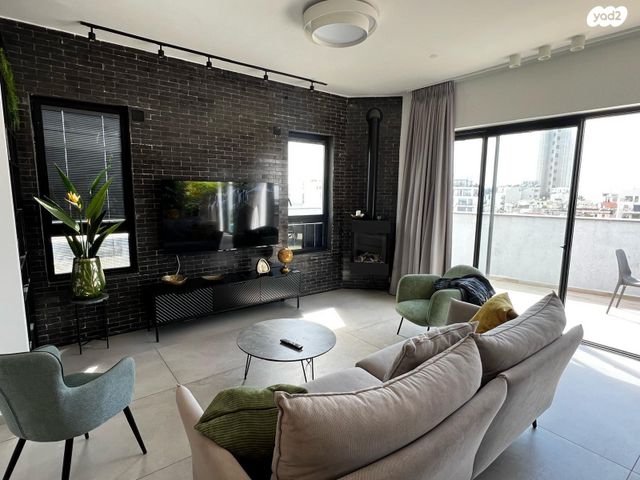 גג/ פנטהאוז, מטלון, תל אביב יפו