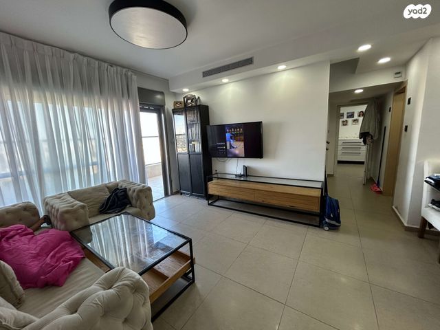 דופלקס, רחבת מבצע קדם 19, שכונה ו', באר שבע