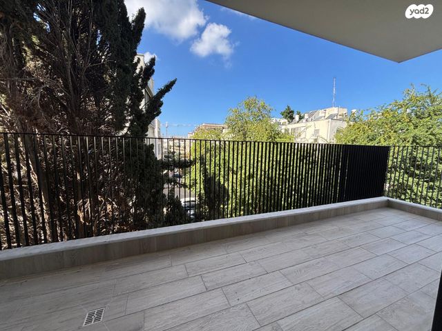 דירה, סנהדרין, בבלי, תל אביב יפו