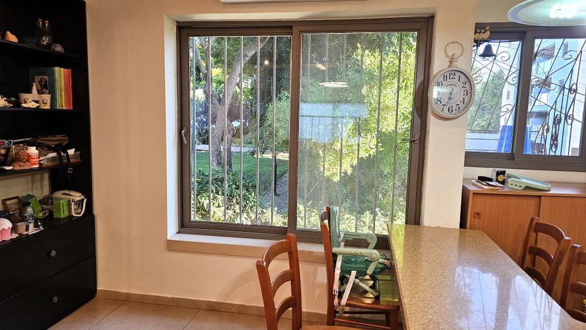 דו משפחתי, הדר, רמת השרון