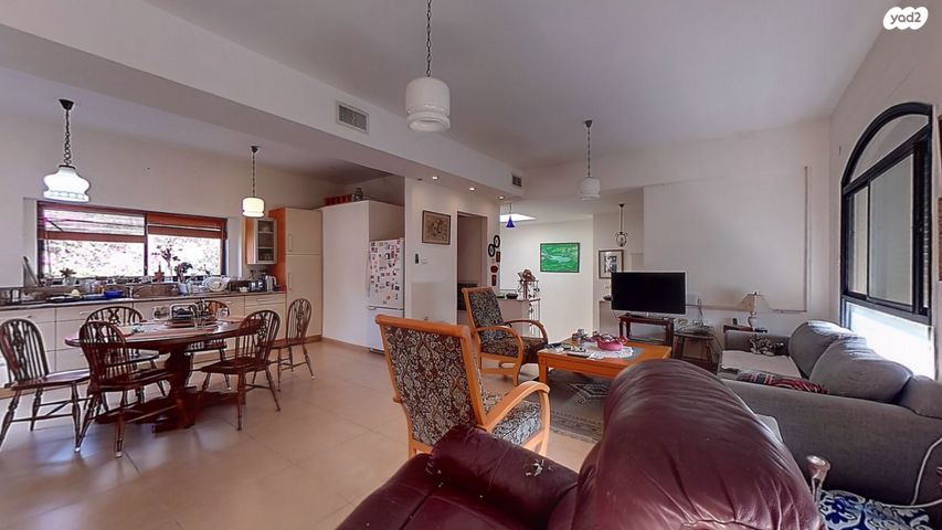 דו משפחתי, קרית חרושת, קרית טבעון