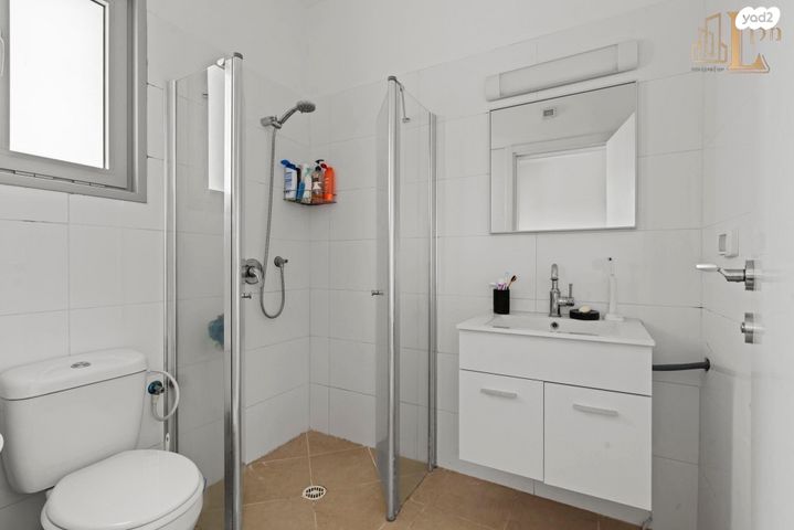 דירה, חזון אי"ש, רחובות