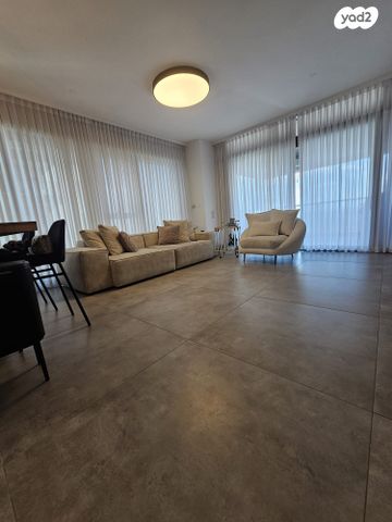 דירה, אריק איינשטיין 3, דרום חדש, פארק הים, בת ים