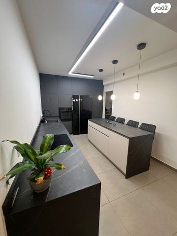 דירה, משה לוי 5, נאות שמיר, רמלה