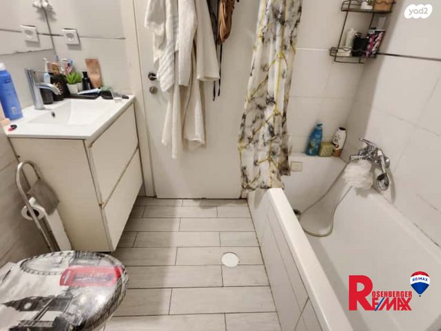 דירה, מנחם בגין 15, קרית אילון, חולון