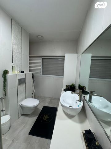 בית פרטי/ קוטג', נווה נוף, אקדמאים, לוד