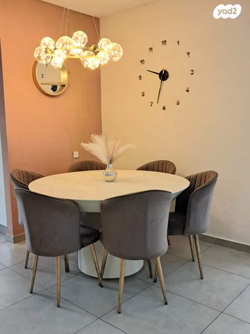 דופלקס, שדרות השיטה, אופקים