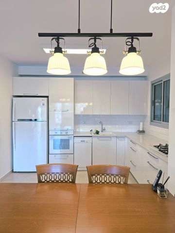 דירה, שאול המלך, קרית אונו