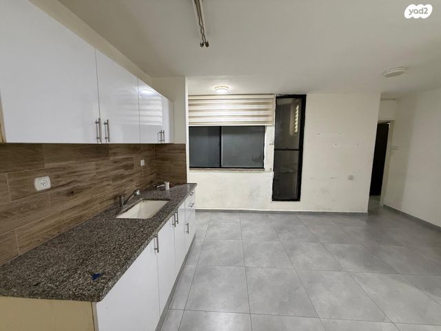 דירה, שבטי ישראל, מרכז העיר, סביניה, הוותיקה, קרית ביאליק