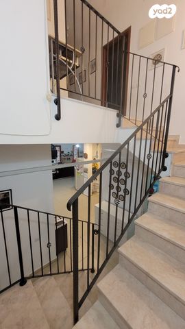 דו משפחתי, שדרות מנחם בגין, גדרה