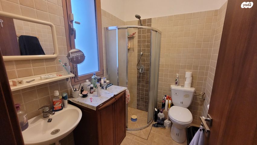 דו משפחתי, שדרות מנחם בגין, גדרה