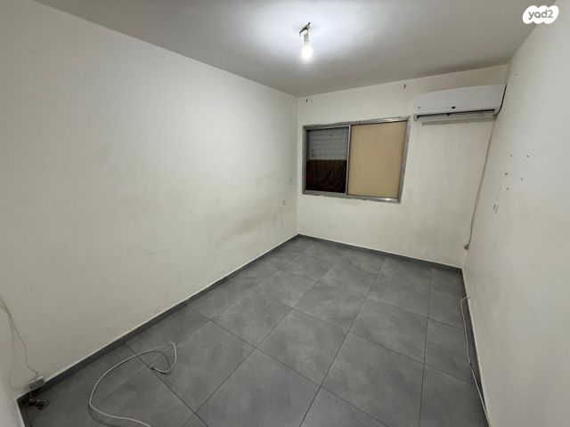 דירה, שבטי ישראל, מרכז העיר, סביניה, הוותיקה, קרית ביאליק