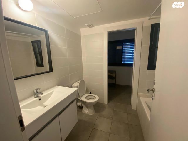 דירה, שדרות מנחם בגין, גבעת אולגה, חדרה