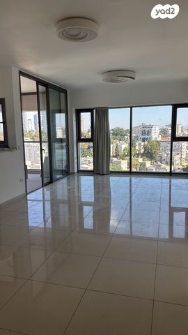 דירה, ביאליק 39, שכונת חשמונאים, מרכז העיר א, רמת גן