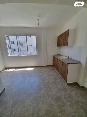 בניין מגורים, קמואל, התקוה, בית יעקב, נווה צה"ל, תל אביב יפו