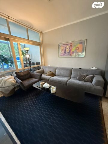 דירה, מ"ג, לב העיר, בת ים