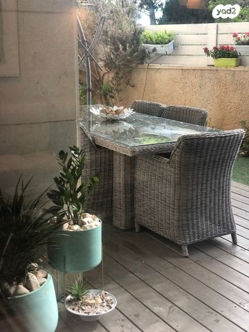 דירת גן, שדרות יצחק רבין 1, רמת אמיר, קדימה צורן