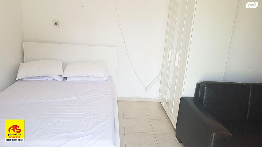 דירת גן, רמב"ם 11, נהריה