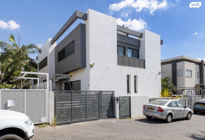 בית פרטי/ קוטג', גני מנחם, באר יעקב