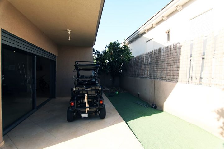 בית פרטי/ קוטג', מאיר בר אילן, צפון מזרח מרכז העיר, נתניה