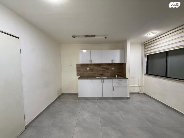 דירה, שבטי ישראל, מרכז העיר, סביניה, הוותיקה, קרית ביאליק