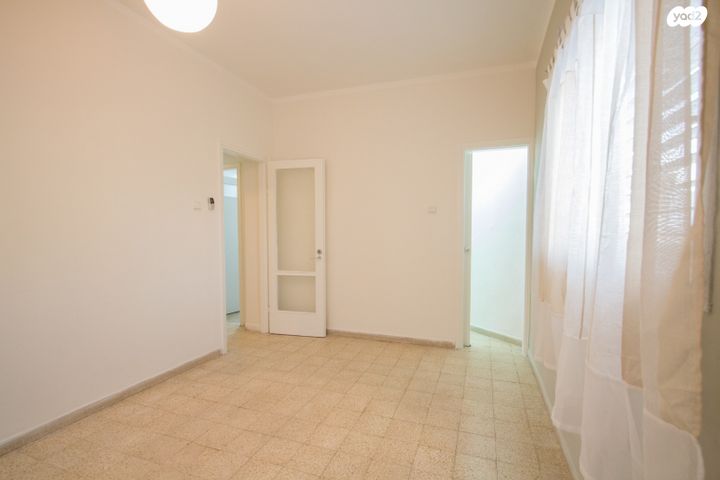 דירה, מ"ג, לב העיר, בת ים