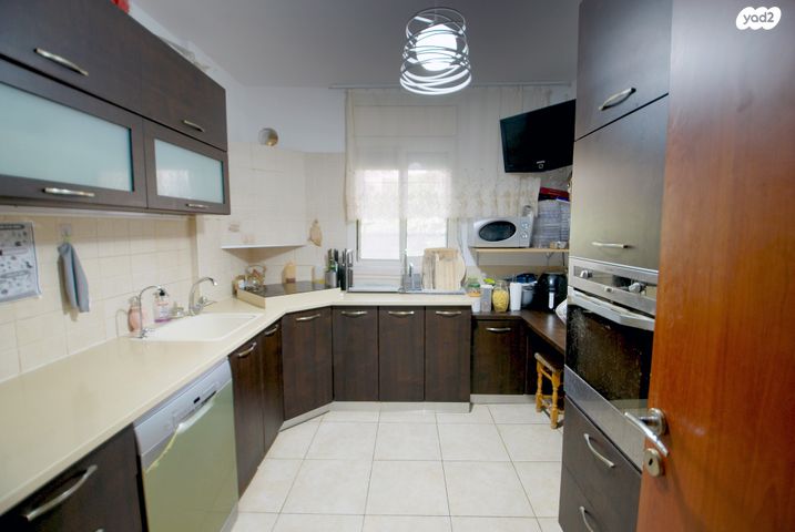 דירה, שדרות בגין, נוף הדר, כפר יונה